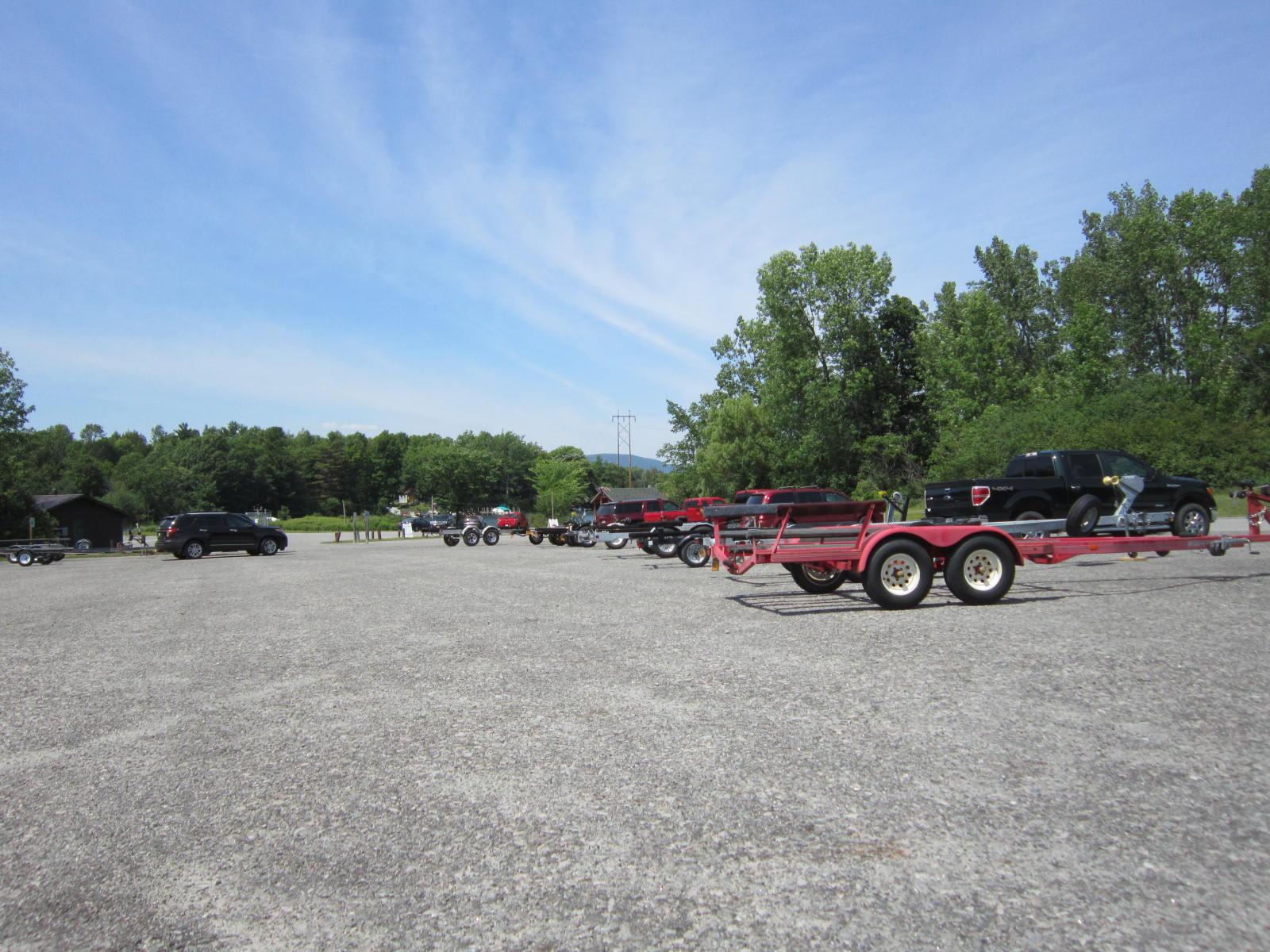 Plenty of parking at Mossy Point boat launch.