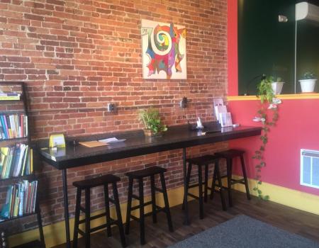 fresh and fancy interior dining bar