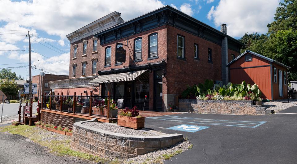 lodging exterior