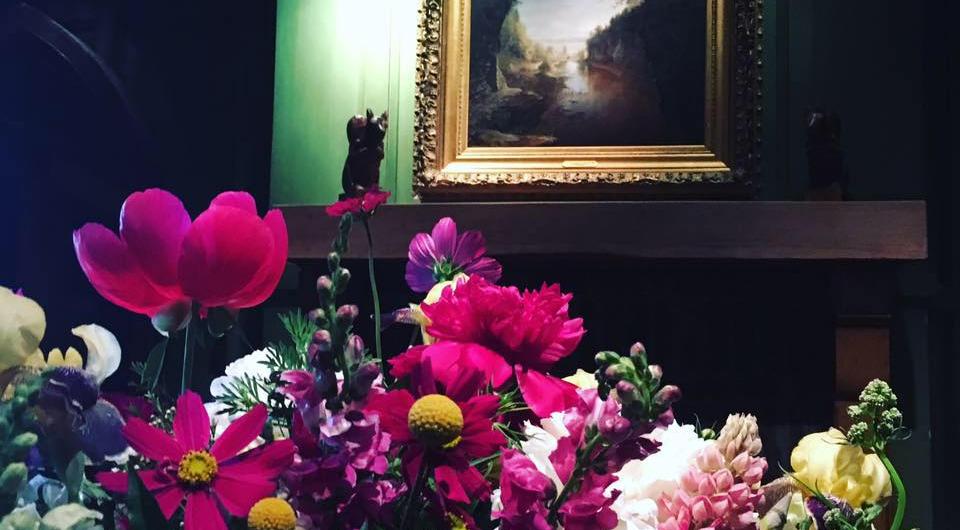 Dark and moody bouquet 