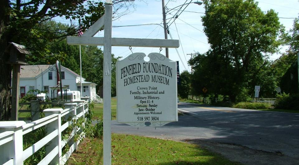 A good start/end point is at the Penfield Museum in Ironville.