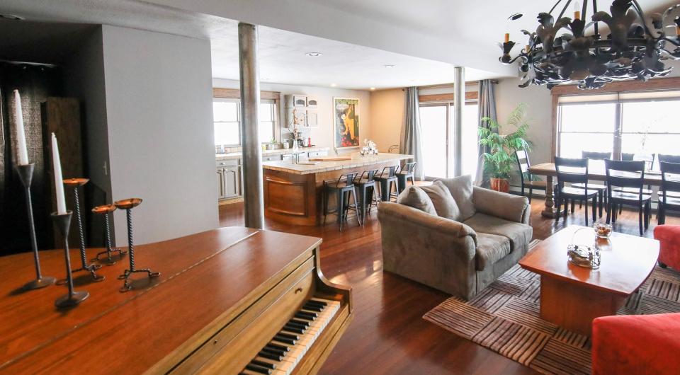 balcony and comfortable seating options all around