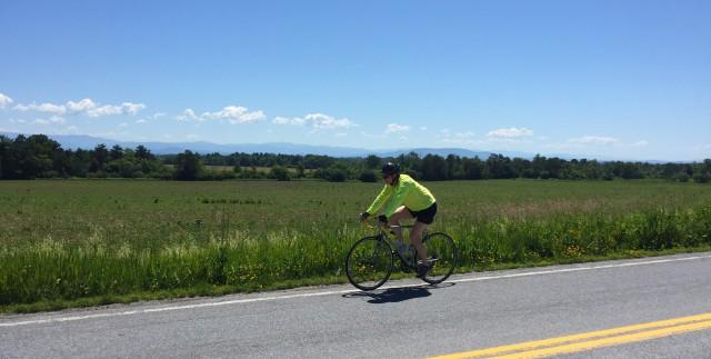 Cycling along Lake Champlain