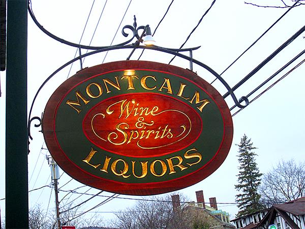 Montcalm Sign
