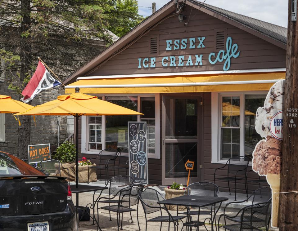 the Essex Ice Cream Cafe store front in the sunshine.