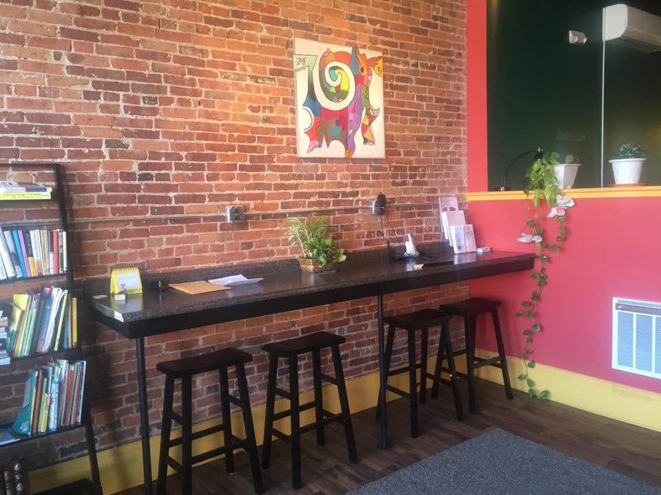 fresh and fancy interior dining bar