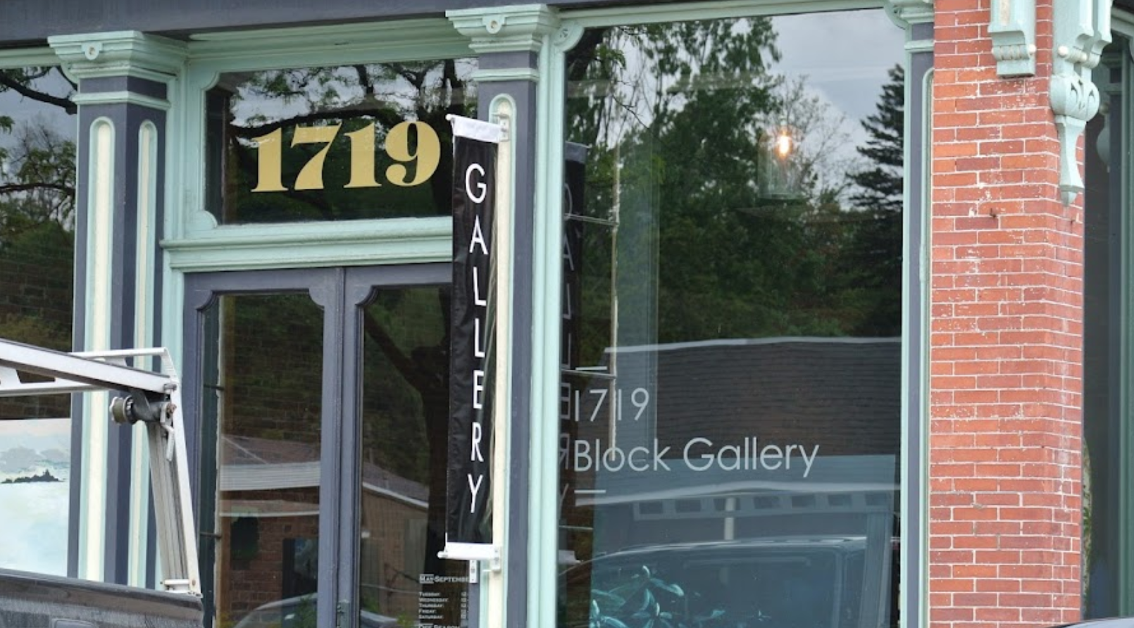 1719 Gallery Exterior