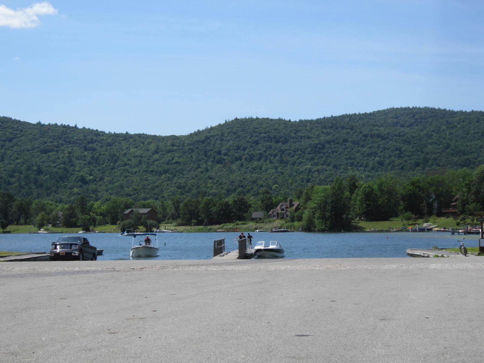 Enjoy Adirondack boating on Lake George