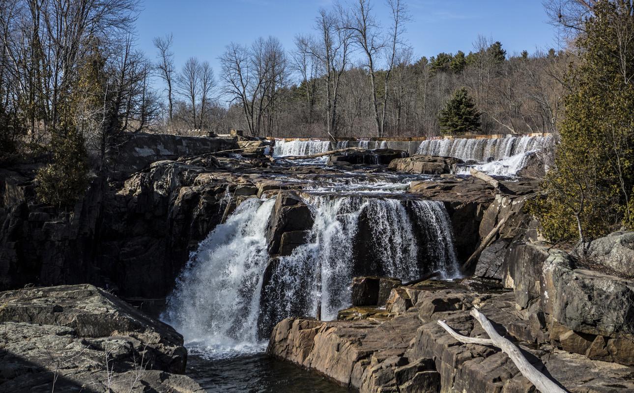 Coon Mountain Circuit offers scenic possibilities.