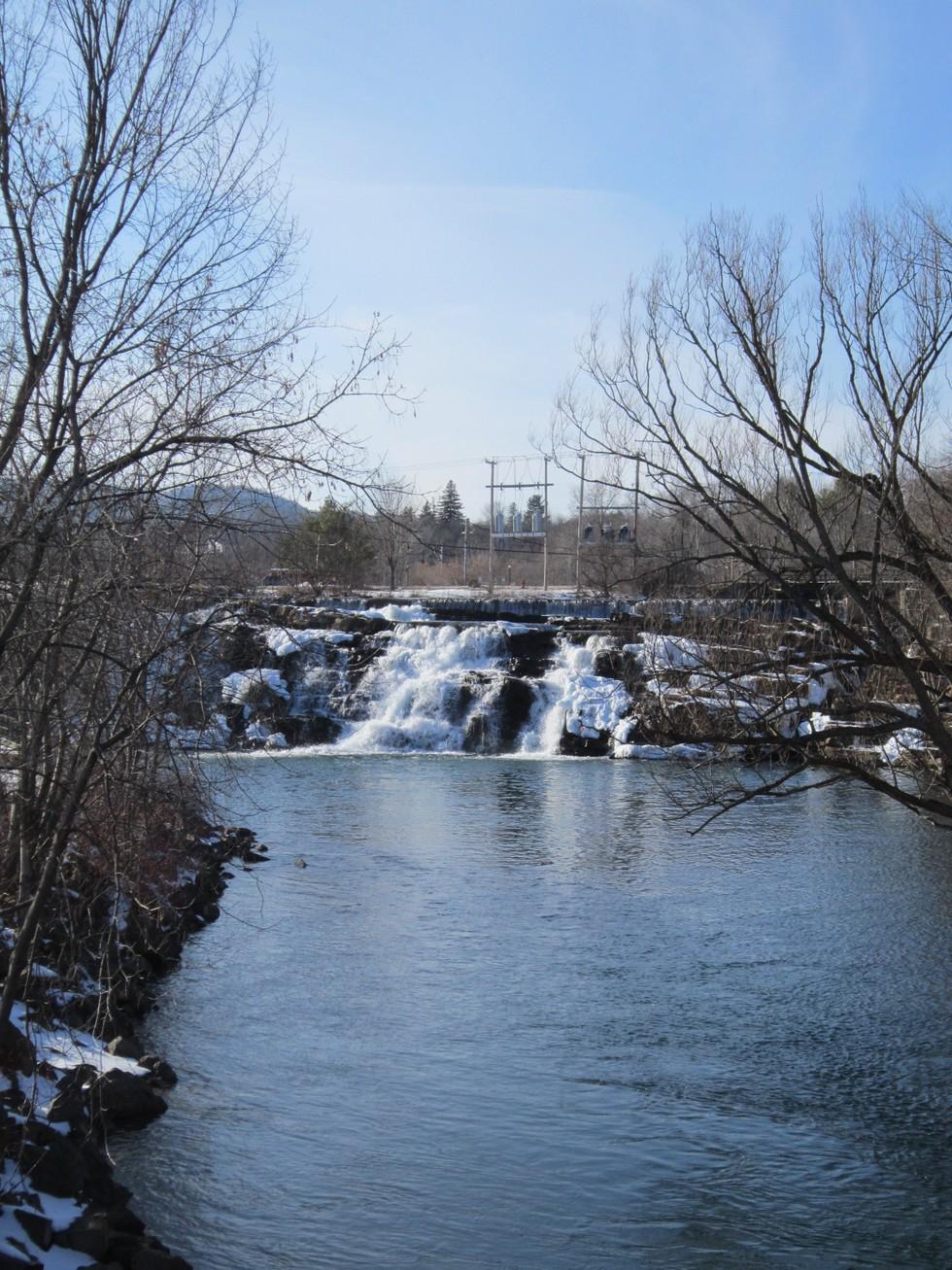 Bicentennial Park and the La Chute.
