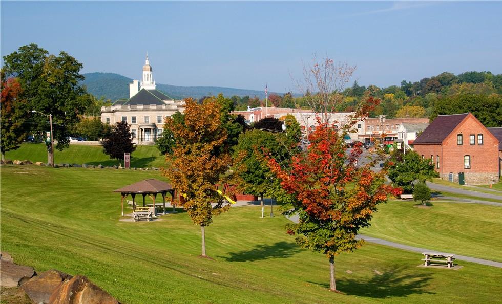 Aerial in the fall of Bicentennial Park
